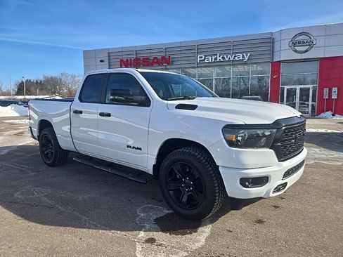 Used 2023 RAM 1500 Big Horn image 1