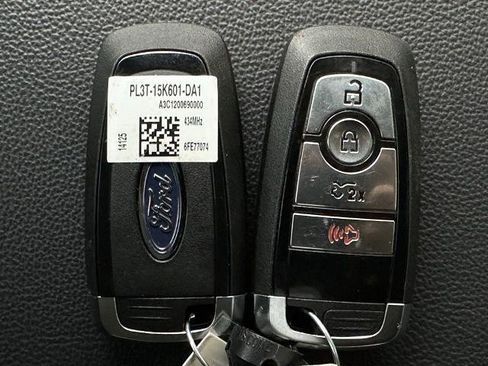 New 2025 Ford F150 Lightning XLT image 29