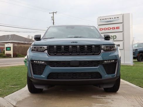 New 2026 Jeep Grand Cherokee L Limited AWD/4WD image 5