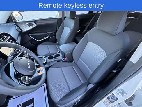 Certified 2025 Kia Soul S image 14