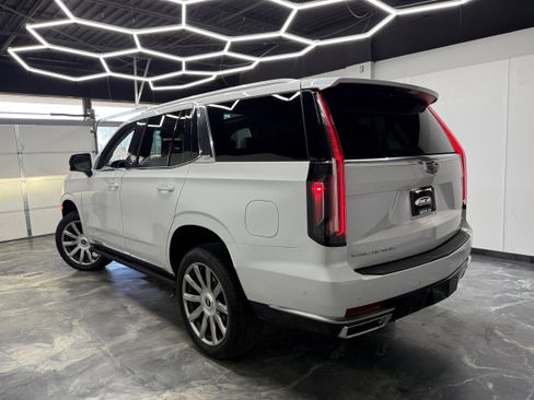 Used 2023 Cadillac Escalade Premium Luxury Platinum image 8