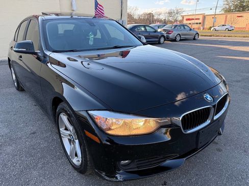 Used 2013 BMW 320i xDrive 320i xDrive AWD 4dr Sedan image 2