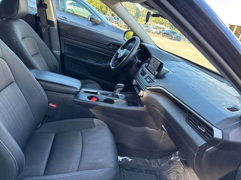 Used 2023 Nissan Altima 2.5 S image 13