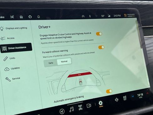 Used 2022 Rivian R1T Launch Edition image 75