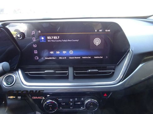New 2026 Chevrolet Trax ACTIV FWD image 26