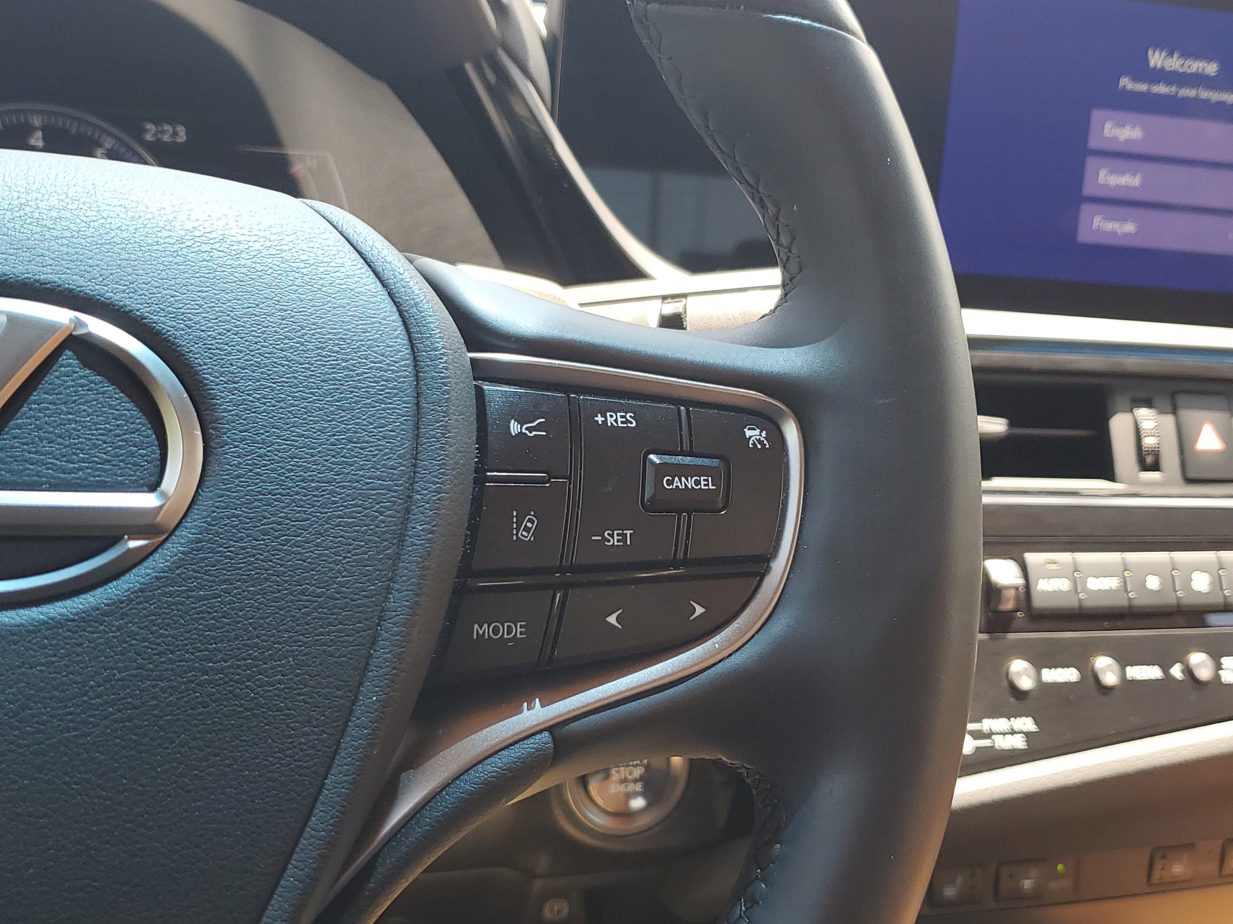Certified 2024 Lexus ES 350 w/ Premium Package FWD image 25