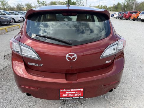 Used 2011 MAZDA MAZDA3 s Grand Touring w/ Tech Pkg FWD image 4