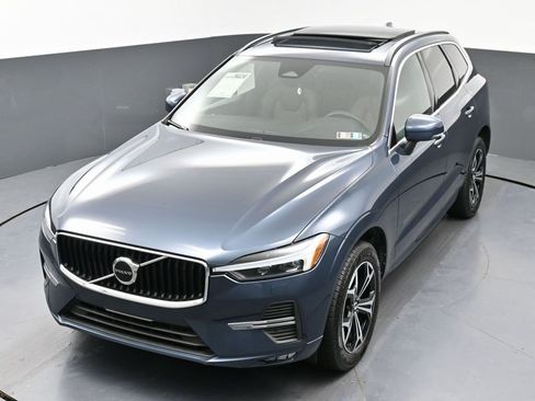 Used 2022 Volvo XC60 B5 Momentum w/ Climate Package image 43