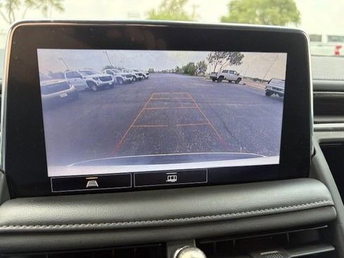 Used 2021 Chevrolet Tahoe LT AWD/4WD image 16