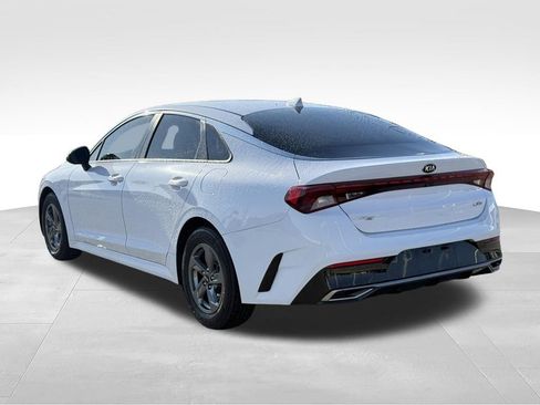 Used 2021 Kia K5 LXS FWD image 3
