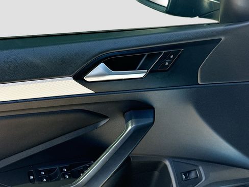 Used 2019 Volkswagen Jetta S w/ Driver Assistance Package image 16