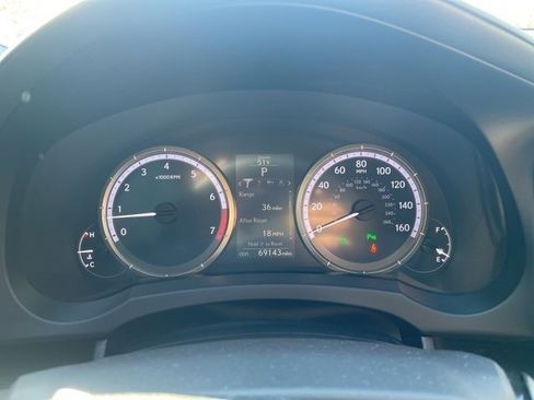 Used 2017 Lexus RC 350 AWD image 6