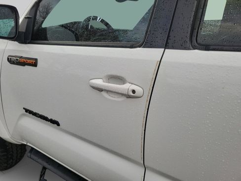 Used 2022 Toyota Tacoma TRD Sport image 22