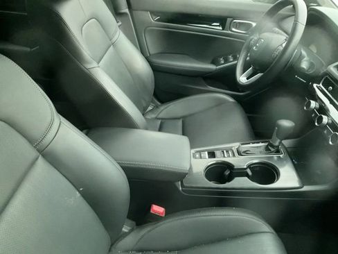 Used 2025 Honda Civic Sport image 5