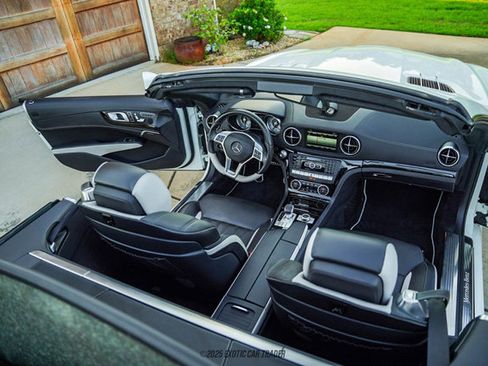 Used 2015 Mercedes-Benz SL 550 image 56