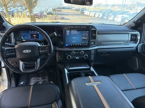 Certified 2024 Ford F450 Platinum w/ FX4 Off-Road Package image 22