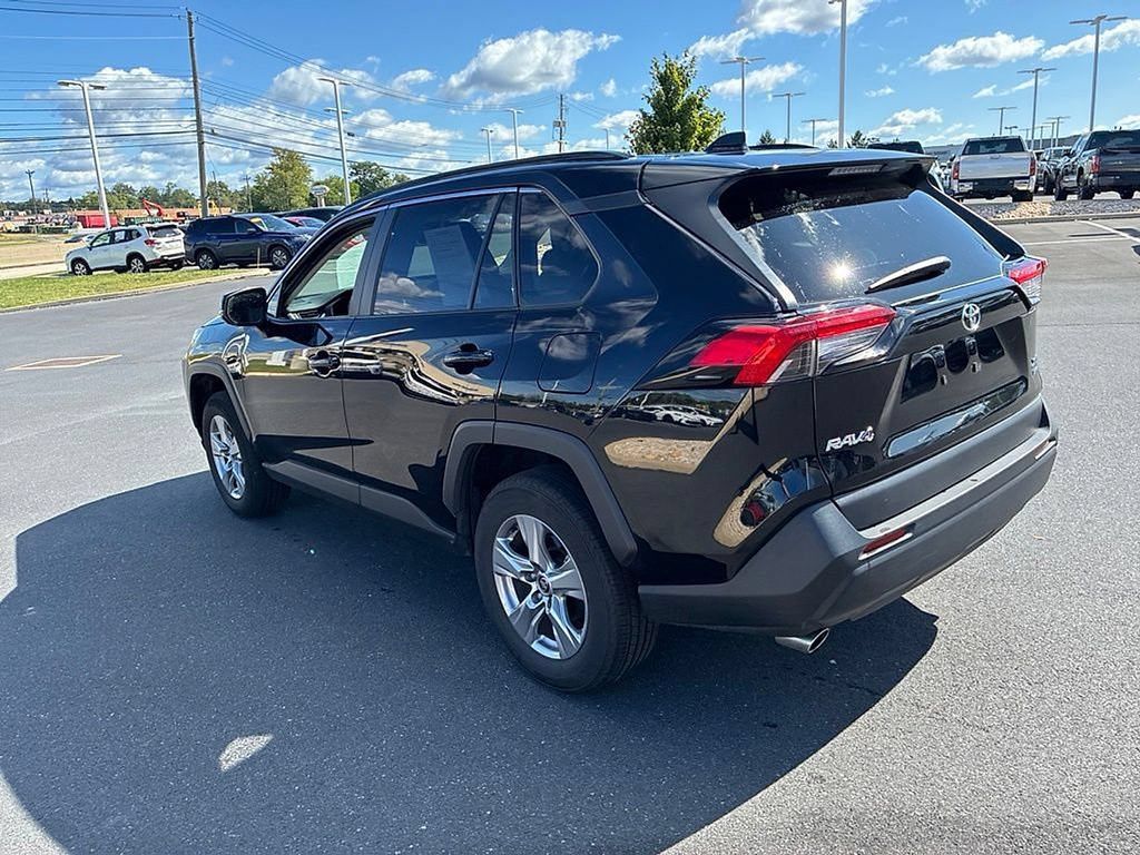 Certified 2025 Toyota RAV4 XLE AWD/4WD image 13