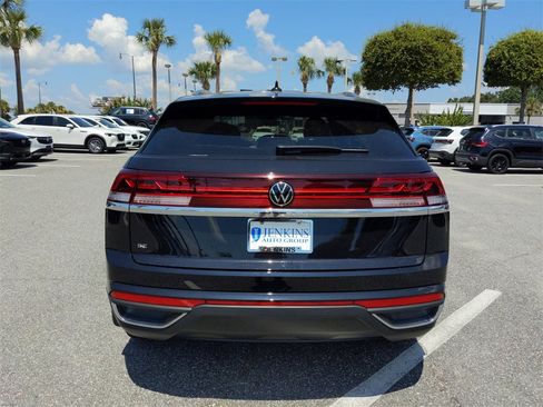 New 2025 Volkswagen Atlas Cross Sport SE image 6