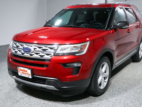 Used 2019 Ford Explorer XLT w/ Equipment Group 202A FWD image 33