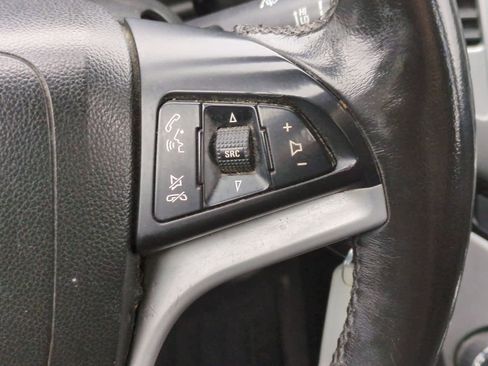 Used 2013 Chevrolet Cruze LT image 24