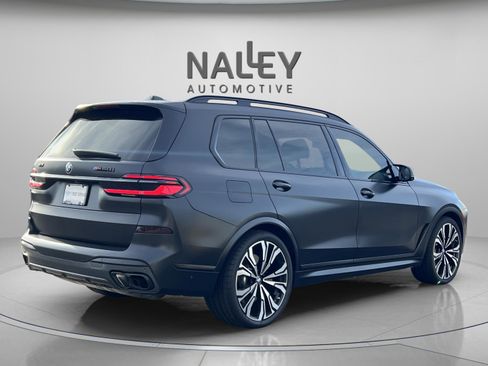 Used 2024 BMW X7 M60i image 6