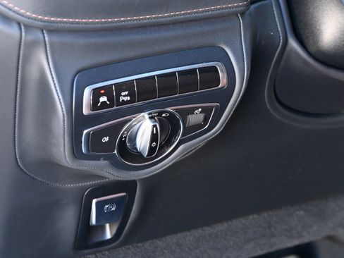 Used 2024 Mercedes-Benz G 550 image 24