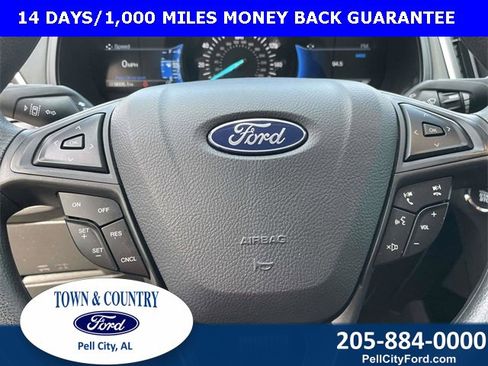 Certified 2024 Ford Edge SE w/ Black Appearance Package image 12