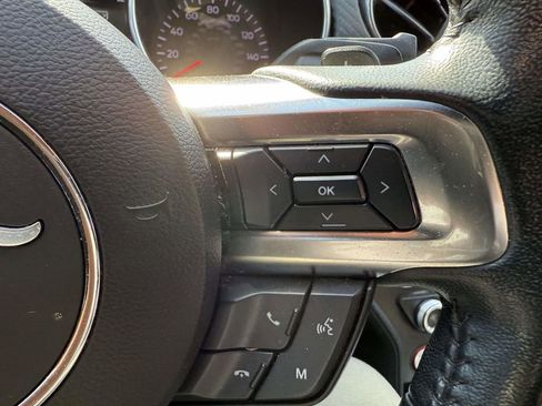 Used 2019 Ford Mustang Coupe RWD image 23
