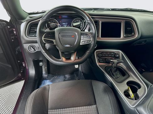 Used 2022 Dodge Challenger R/T w/ Performance Handling Group image 29