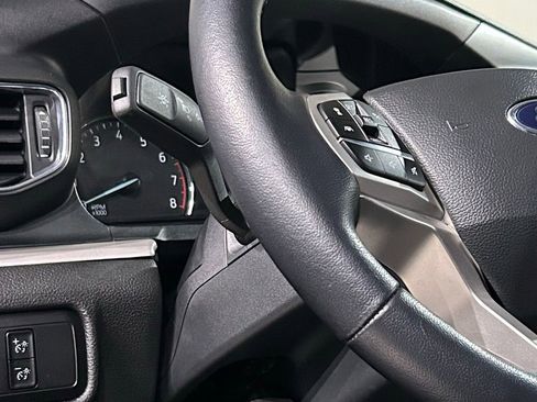 Used 2023 Ford Explorer XLT w/ Equipment Group 202A AWD/4WD image 38
