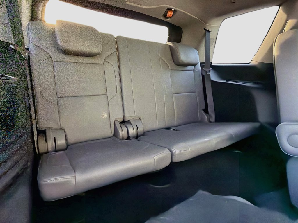 Used 2019 Chevrolet Tahoe LT w/ Luxury Package RWD image 21