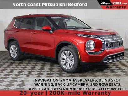 New 2026 Mitsubishi Outlander ES