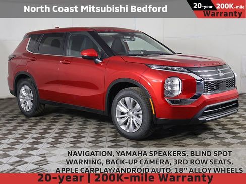 New 2026 Mitsubishi Outlander ES FWD image 1