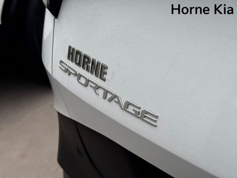New 2026 Kia Sportage EX FWD image 9