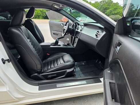 Used 2007 Ford Mustang GT RWD image 21