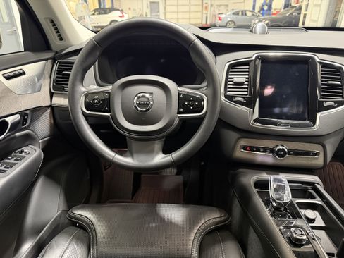 Used 2023 Volvo XC90 B6 Ultimate w/ Protection Package image 27