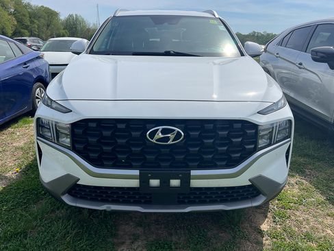 Used 2023 Hyundai Santa Fe SEL image 9