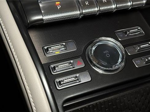 New 2026 Lincoln Nautilus Premier w/ Equipment Group 102A image 28