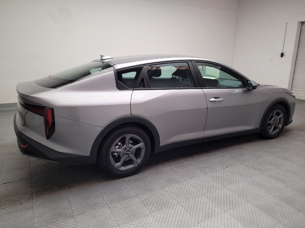 Used 2025 Kia K4 FWD image 10