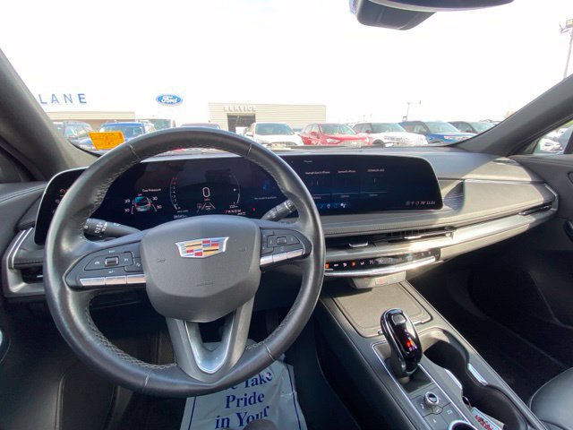 Used 2025 Cadillac XT4 Premium Luxury AWD/4WD image 22