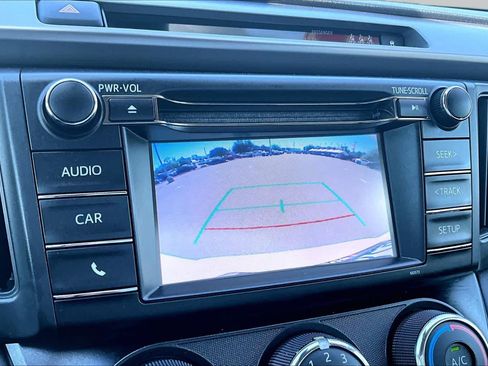 Used 2018 Toyota RAV4 LE w/ All Weather Liner Package FWD image 26