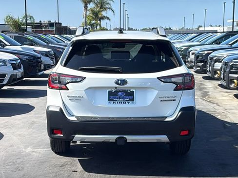 Used 2023 Subaru Outback Touring XT AWD/4WD image 5