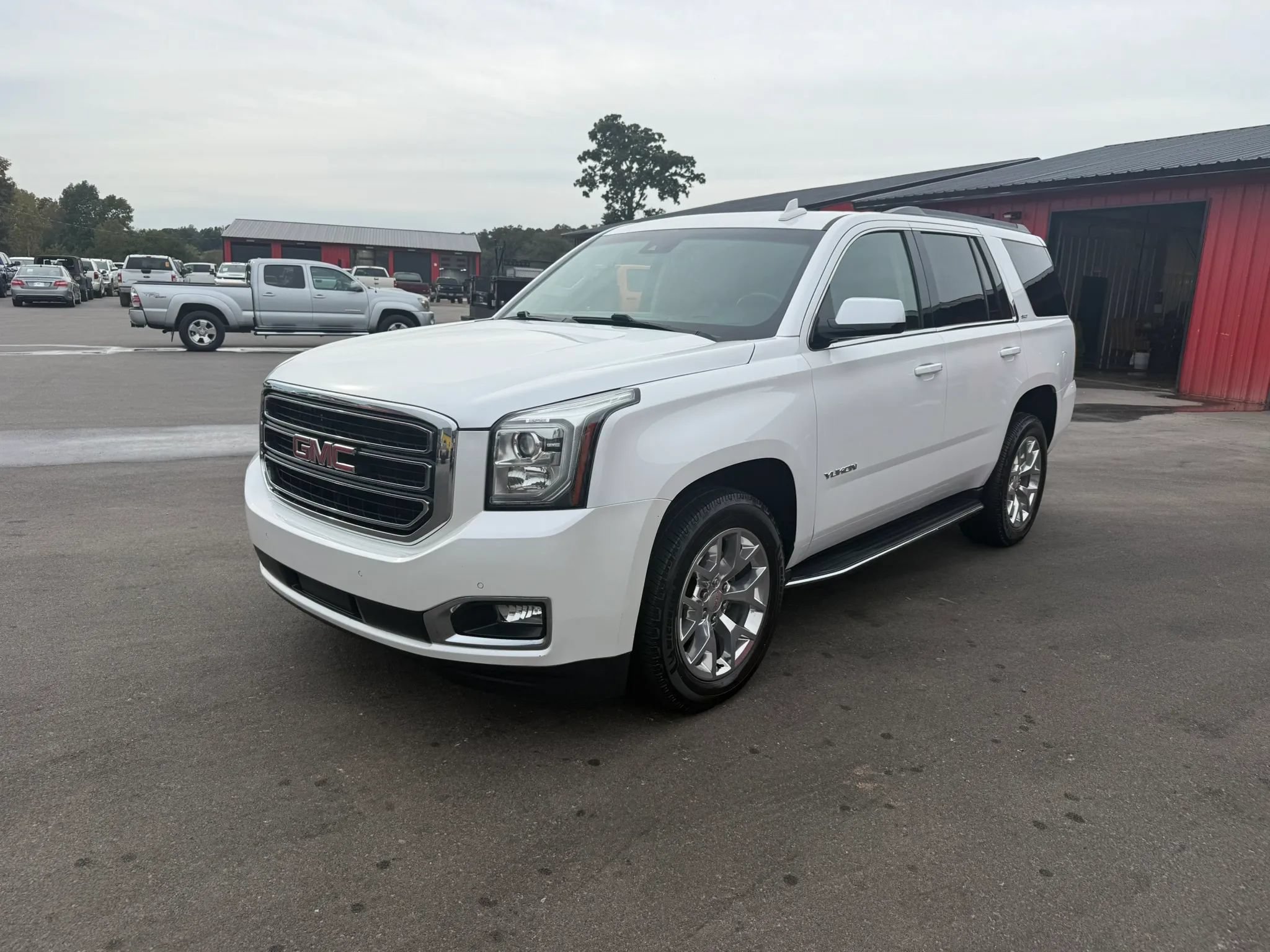 Used 2018 GMC Yukon SLT w/ Open Road Package RWD image 2