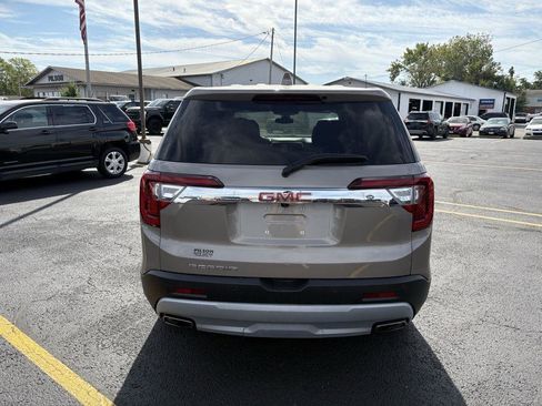 Used 2023 GMC Acadia SLE image 25