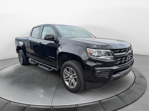 Used 2022 Chevrolet Colorado W/T w/ Custom Special Edition AWD/4WD image 4