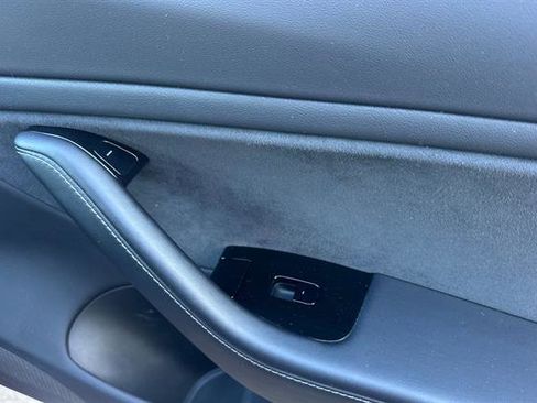 Used 2017 Tesla Model 3 Long Range image 18