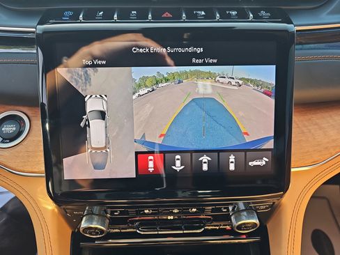 Used 2022 Jeep Grand Cherokee Summit AWD/4WD image 20