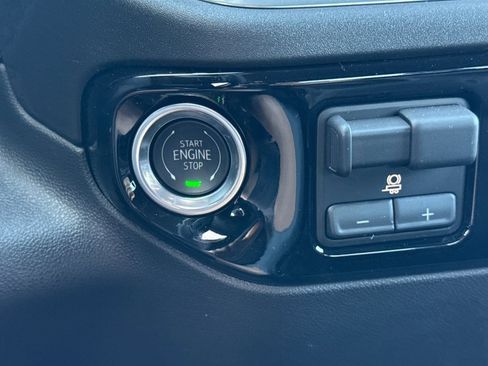 New 2026 GMC Sierra 1500 Elevation image 19