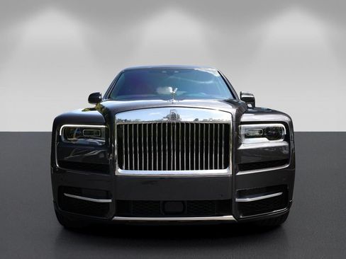 Used 2022 Rolls-Royce Cullinan AWD/4WD image 8