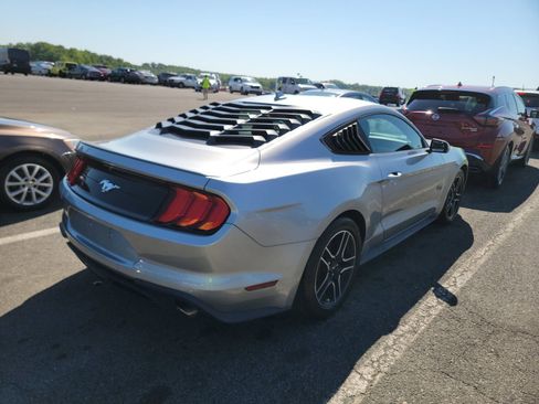 Used 2020 Ford Mustang Premium RWD image 6